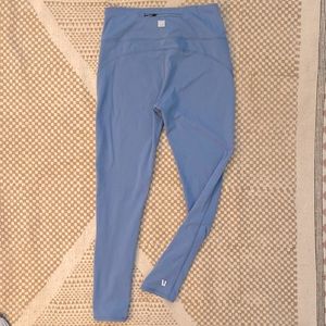Womens Vuori leggings size Medium